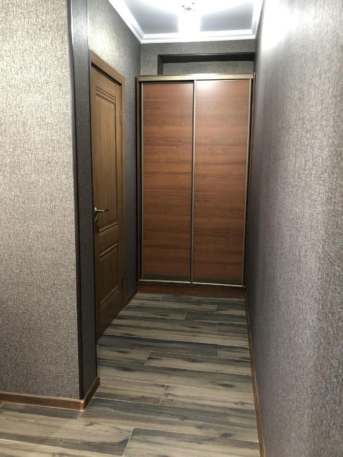 Гостевой Дом Siella Hotel Sukhumi Esterno foto